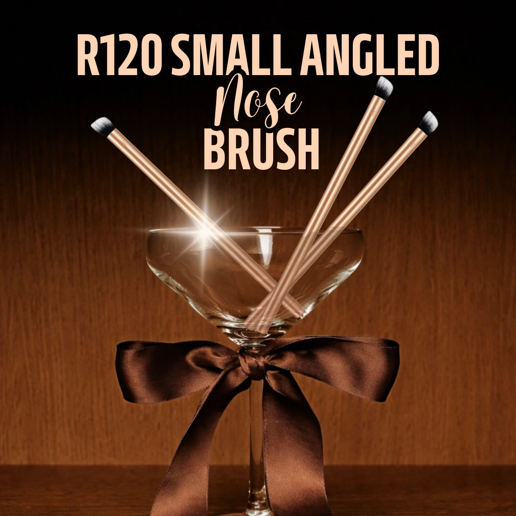 Cọ Tạo Khối Mũi Đầu Vát RT Real Techniques Small Angled Nose Brush R120